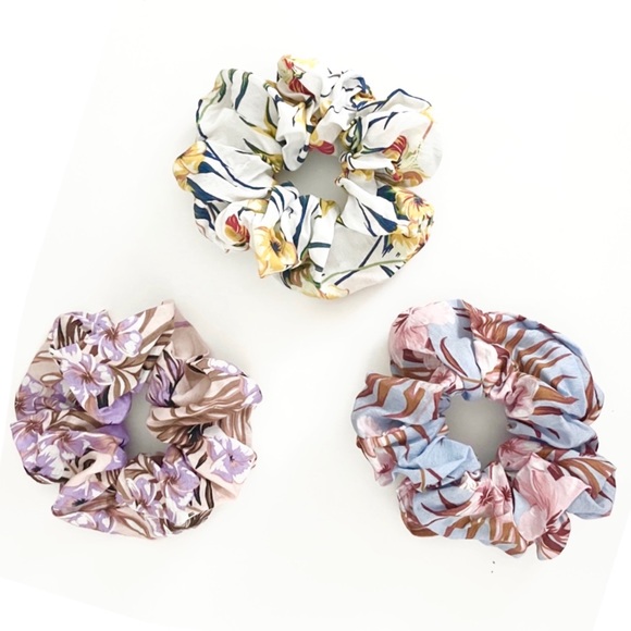 NWOT Set of Three Large Floral Hair Scrunchies in Soft Woven Cotton Fabric - Picture 3 of 5